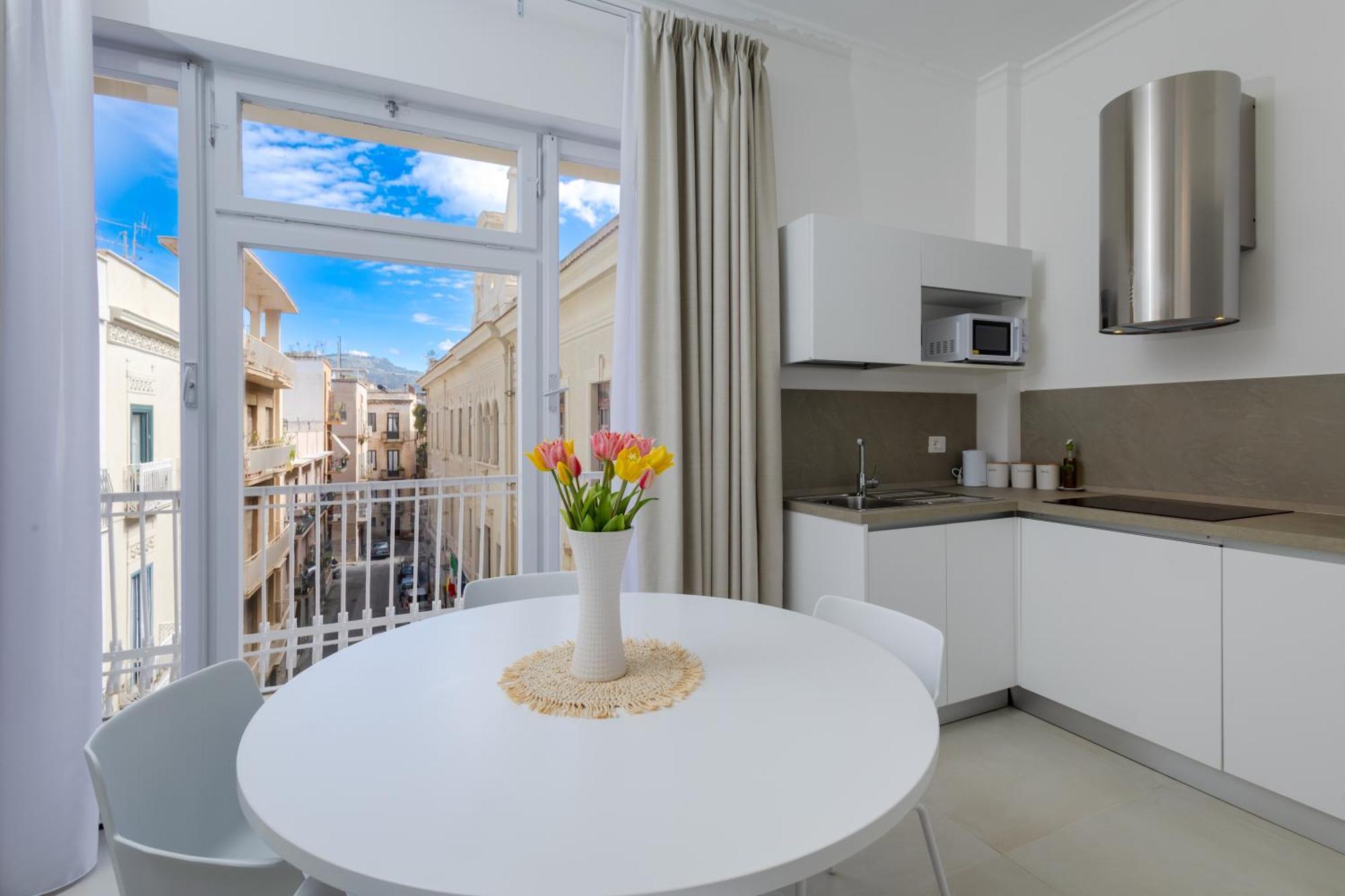 Adamas Apartment , Rooms And Suite Trapani Eksteriør billede